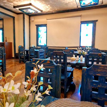 Ararat Hotel Erivan Exterior foto