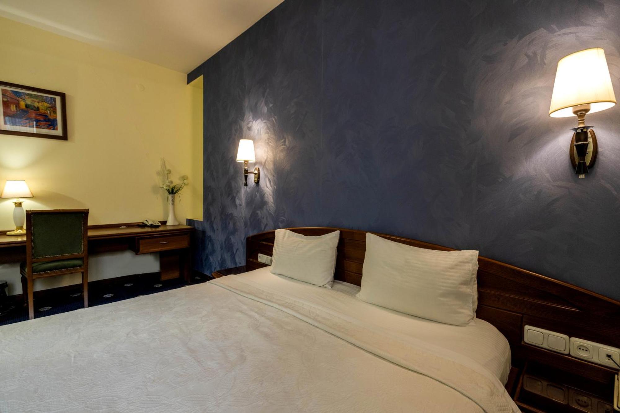 Ararat Hotel Erivan Exterior foto