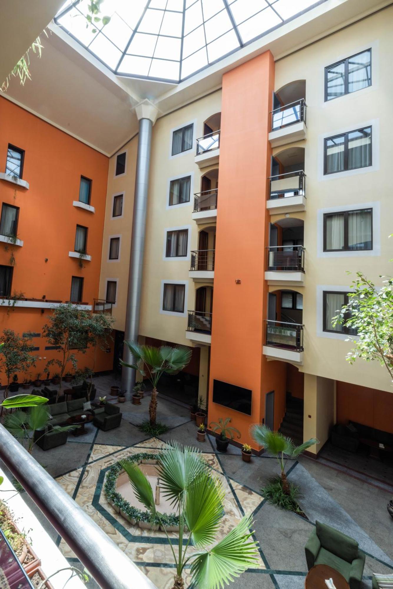 Ararat Hotel Erivan Exterior foto