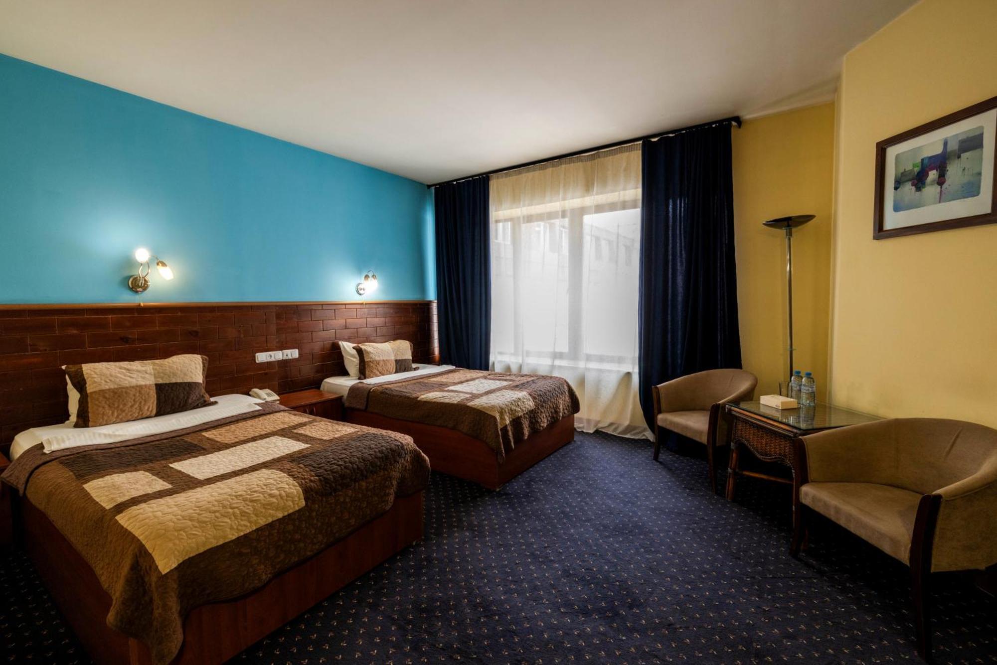 Ararat Hotel Erivan Exterior foto
