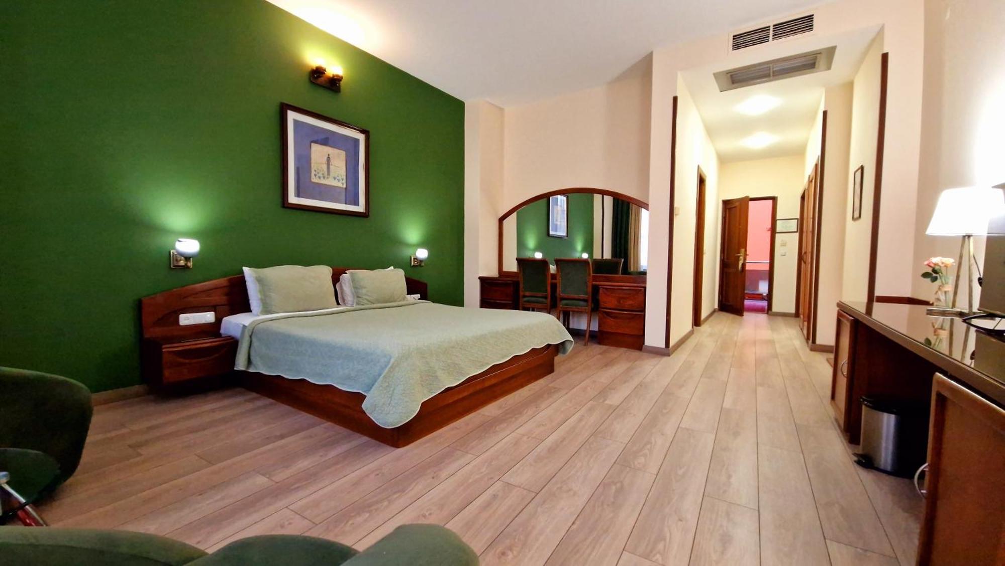Ararat Hotel Erivan Exterior foto