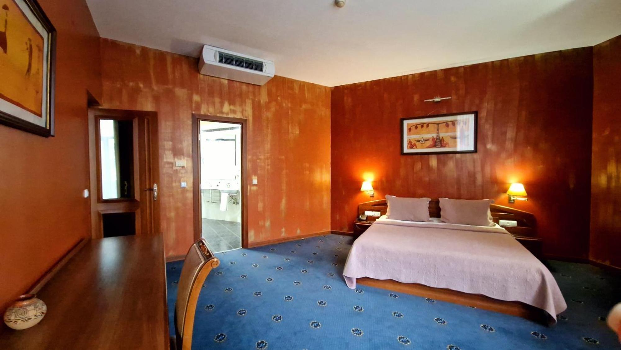 Ararat Hotel Erivan Exterior foto