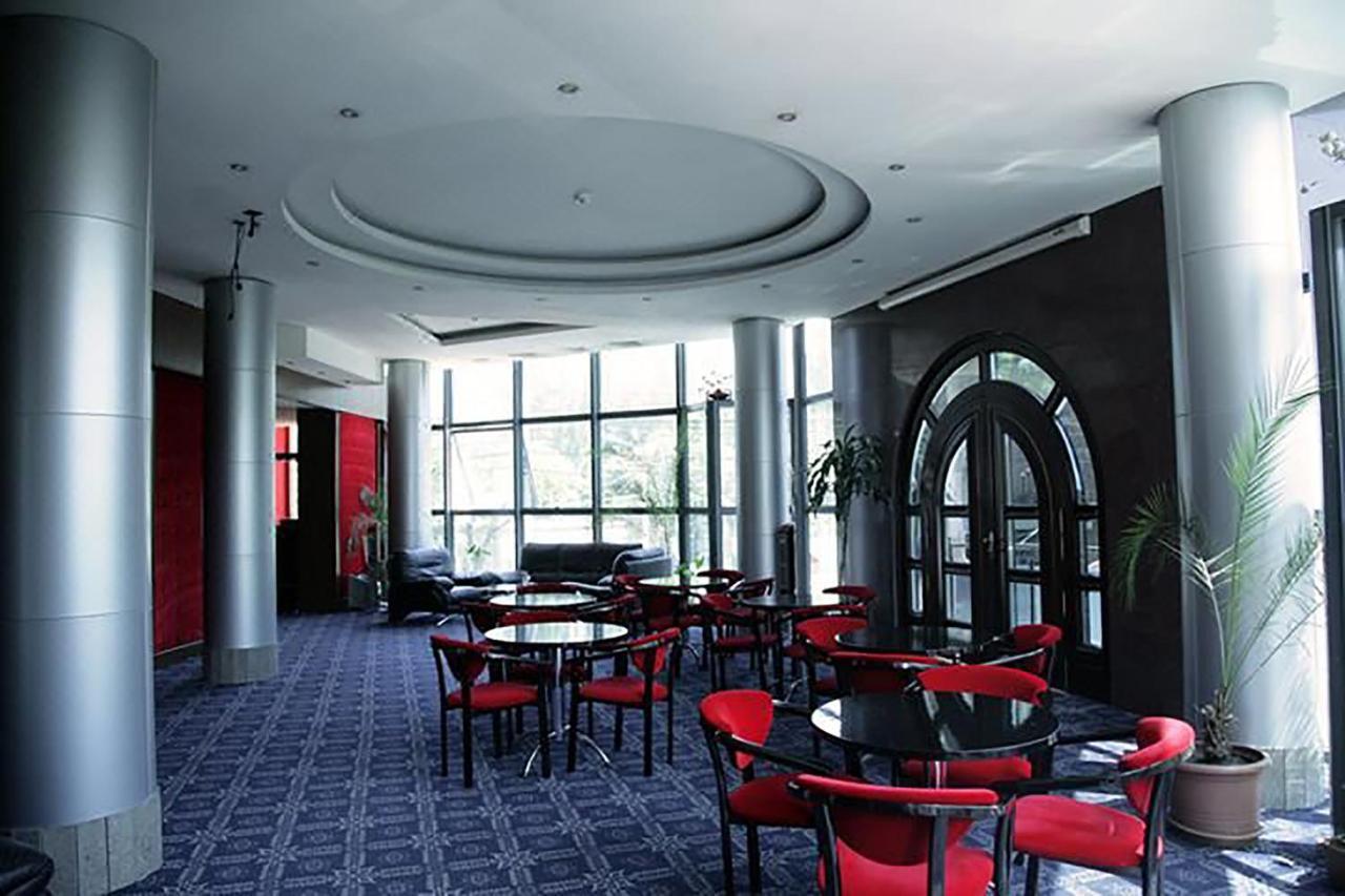 Ararat Hotel Erivan Exterior foto